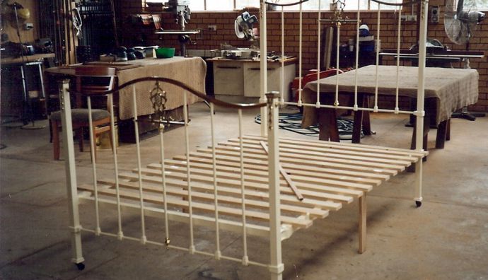 Cast iron Bed 3