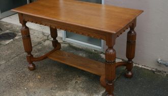 Solid oak hall table 1