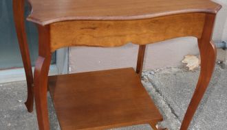 Maple parlor Table 1