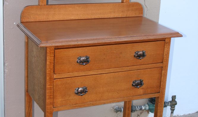 Classic little 1940′s Dresser 1